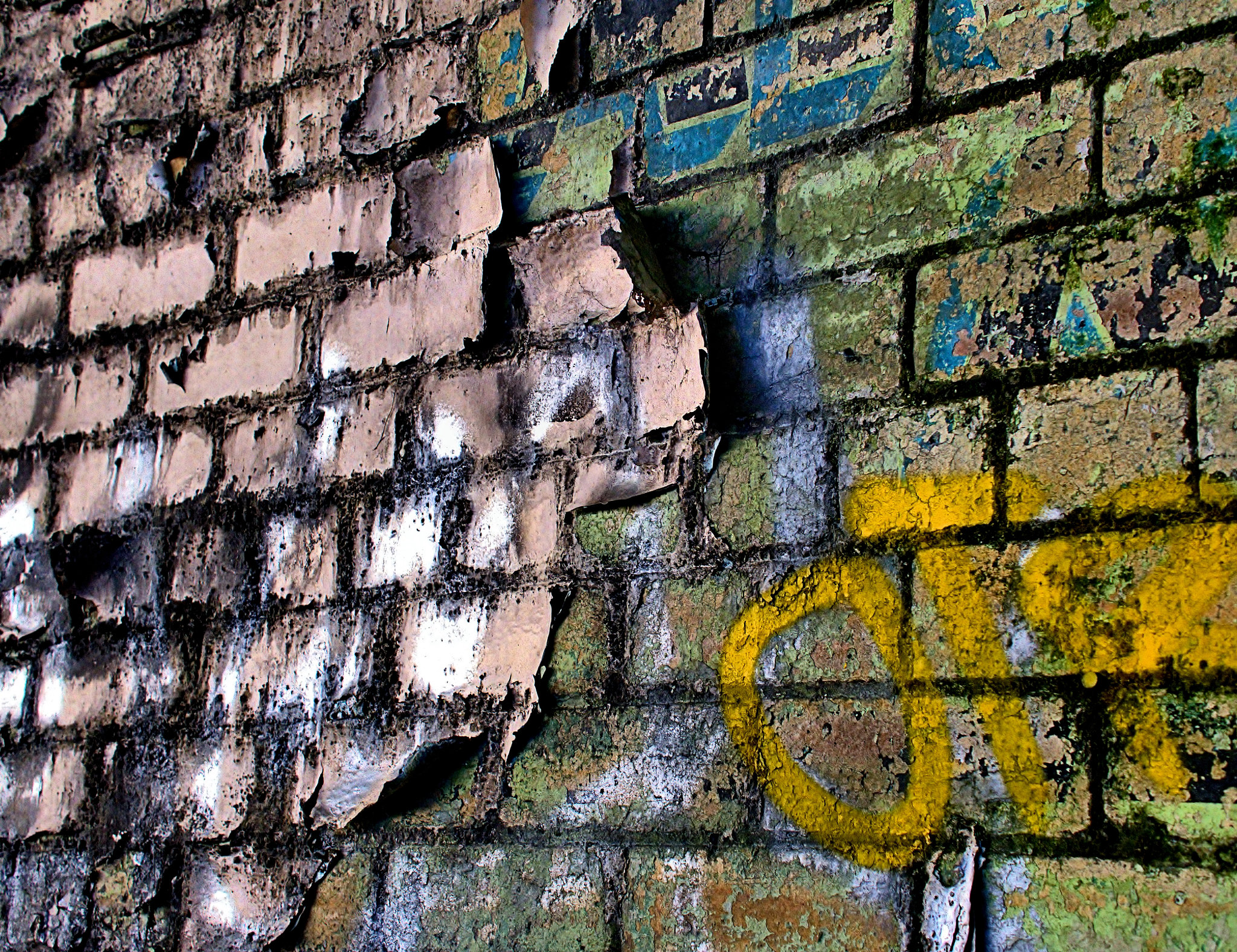 Delicious Details from the Derelict Bus Station......that's yer lot folks!!!