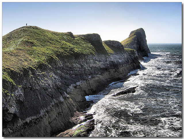 A walk along Worms Head