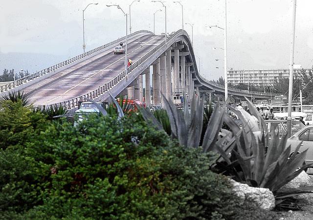 .... il siffit de passer le pont ... (Nassau)