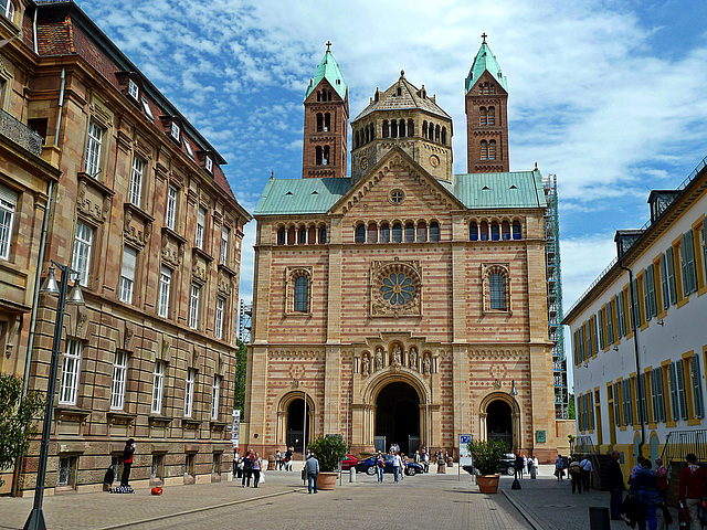 Eingang zum Speyerer Dom