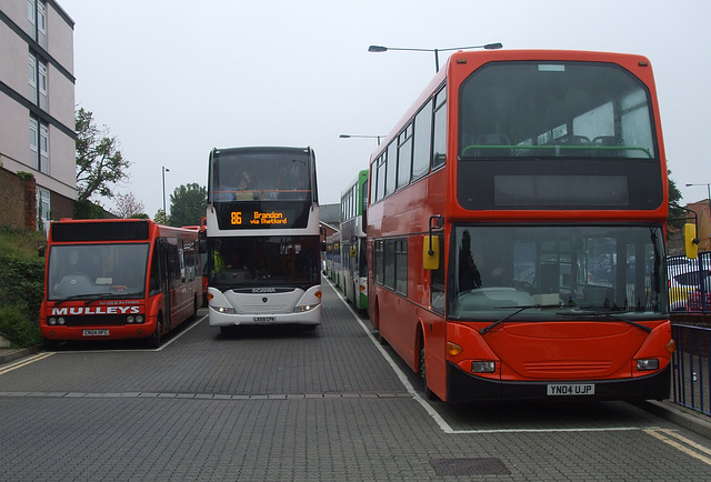 Buses in Bury St. Edmunds - 19 Sep 2017 (DSCF9761)
