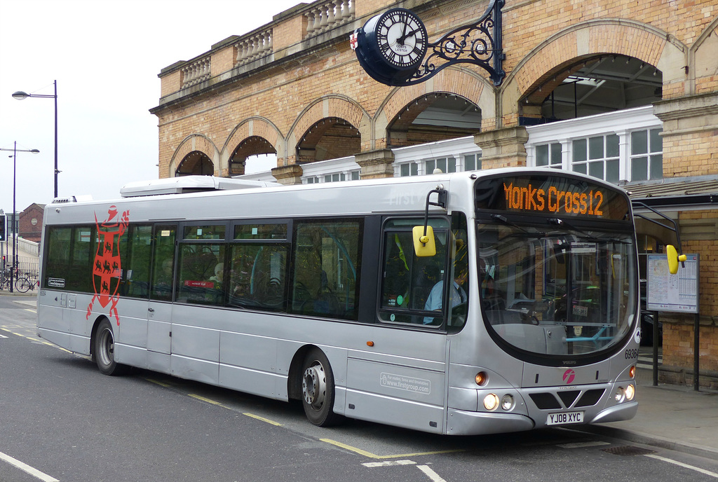 Buses around York (1) - 23 March 2016