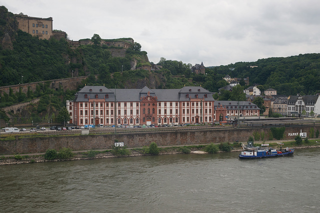 Crossing The Rhein