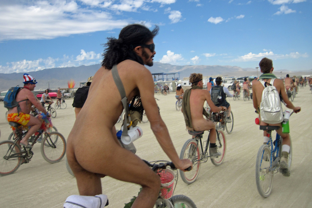 Naked Pub Crawl - Burning Man 2016 (6958)