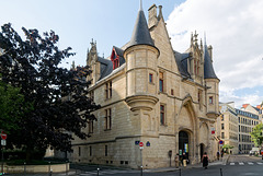 Hôtel de Sens (Bibliothèque Forney)