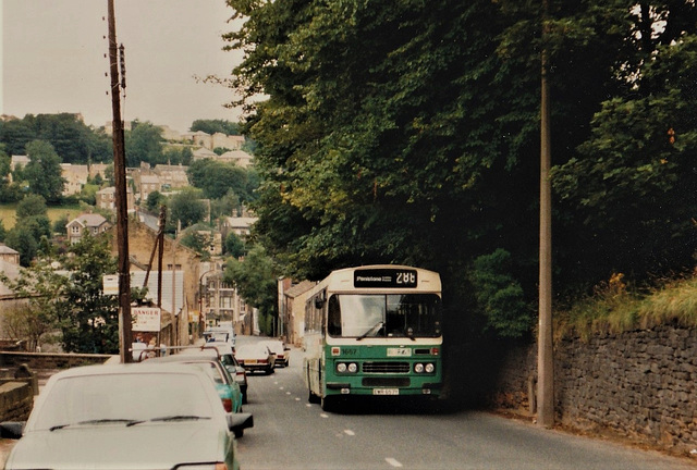 West Yorkshire PTE 1657 (EWR 657Y) leaving Holmfirth – 8 Aug 1987 (54-4)