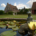 Dans les jardins du château du Moulin