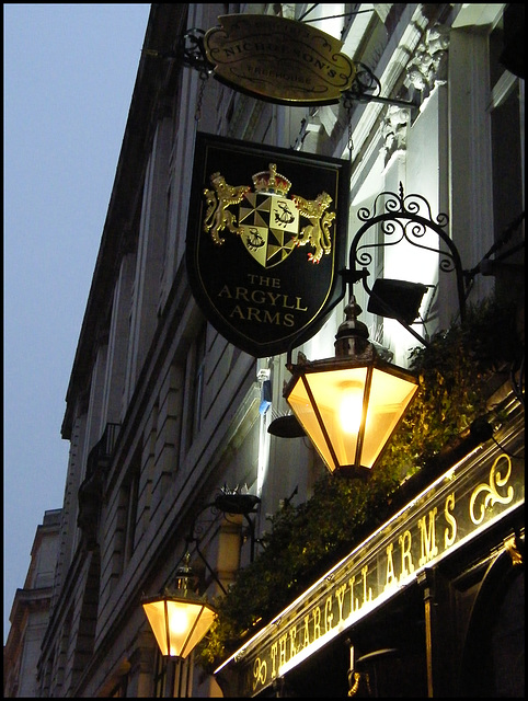 Argyll Arms sign