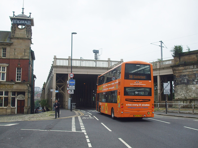 DSCF2726  Go North East 6093 (NL63 YHW) in Newcastle - 2 Jun 2018