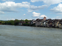 Rheinfelden Schweiz gesehen von der alten Grenzbrücke