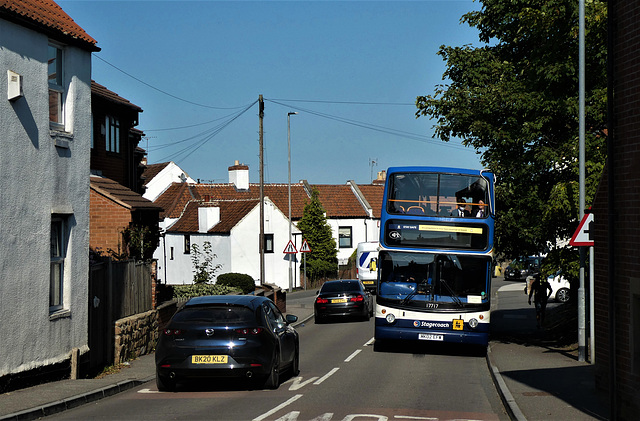 Stagecoach East Midlands 17717 (MK02 EFW) in Blidworth - 14 Sep 2020 (P1070629)