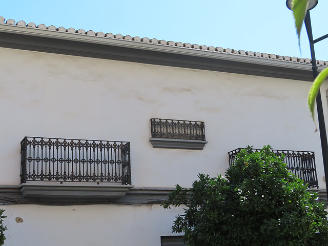 Balcones inútiles.