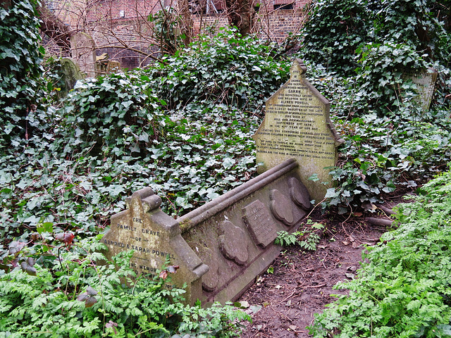 abney park cemetery, london,sarah powell, 1874 with family on plaques on side