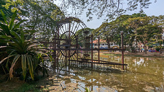 Un coup d'oeil à faire tourner nos pupilles. Un coup d'oeil à faire tourner nos pupilles.