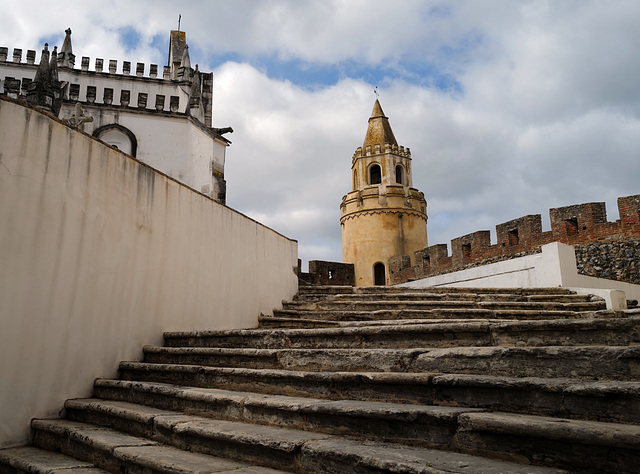 Viana do Alentejo, Castelo