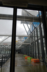 fenêtre, façade, Beaubourg pluvieux