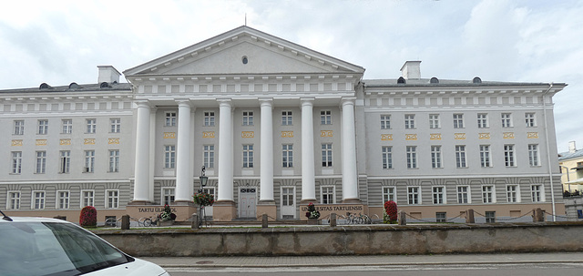 Tartu, Estonio. La Universitato -  Tartu, Estonia. Uniwersytet