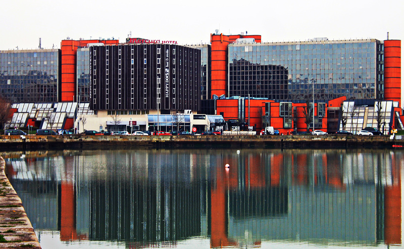 le Havre et ses réflexions.