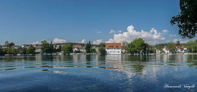 Sicht von der Schweiz über den Rhein nach Büsingen Deutschland