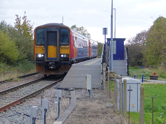 EMR 153s at New Holland - 27 October 2021