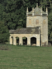 exton hall c18 folly dovecot with c19 cattle shelter,  rutland