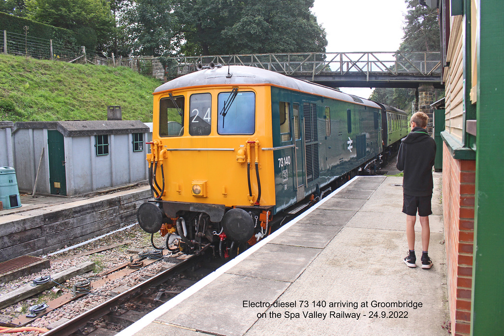 Electro-diesel 73 140 Groombridge Spa Valley Railway 24 9 2022