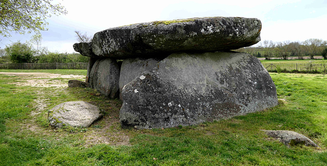 Dolmen de la Frébouchère