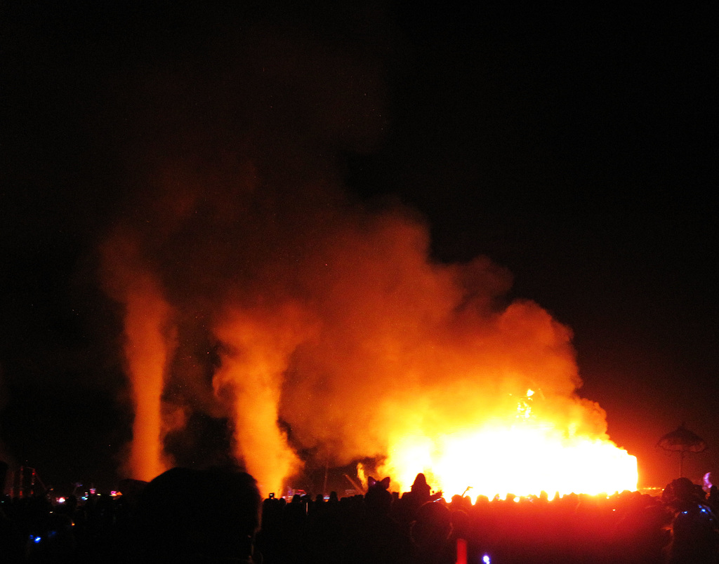 Temple Burn 2016 (7077)