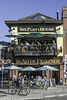 the Aulde Dubliner & Pour House ... ByWard Market (© Buelipix)