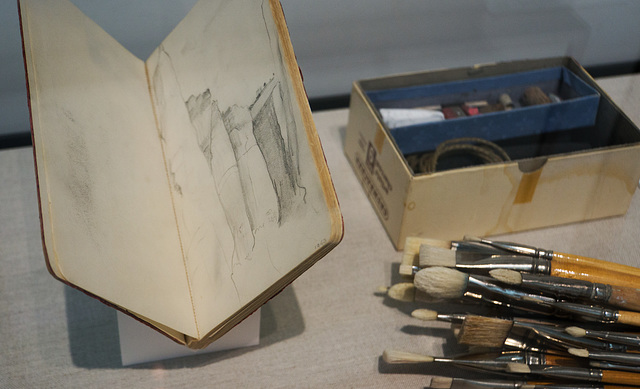 O'Keeffe sketch book and brushes