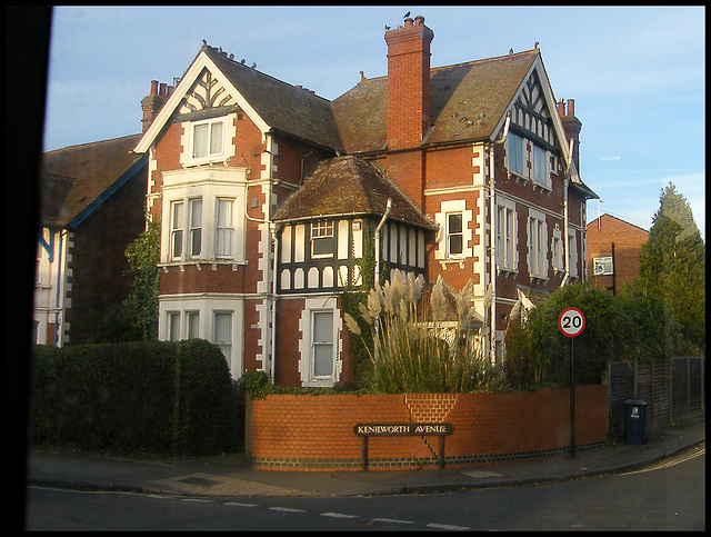 Kenilworth corner