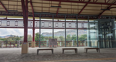 Hua Hin railway station from our train / Gare de Hua Hin depuis notre train