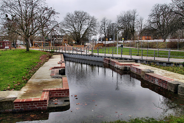 Nordringpark, Reste der alten Lippeschleuse von 1826 (Hamm) / 16.12.2023