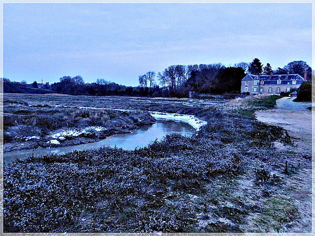 Le marais gelé et le manoir du Bouvet (22)