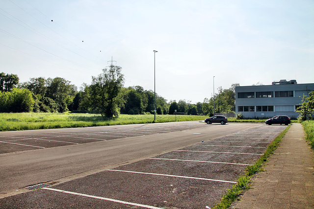 Parkplatz der ehem. Zeche Franz Haniel 1/2 (Bottrop-Fuhlenbrock) / 11.05.2024