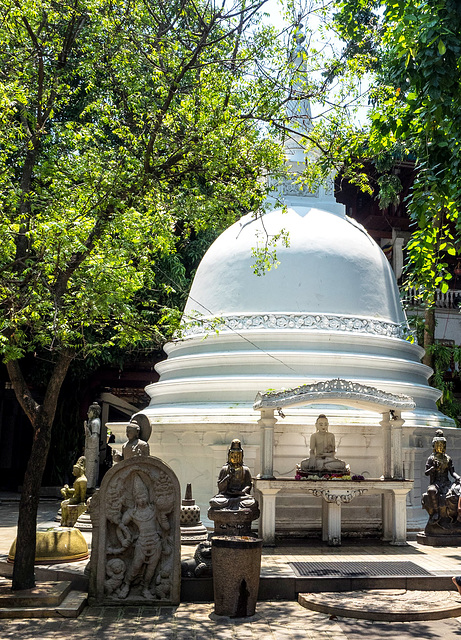 Gangaramaya Temple, Colombo, Sri Lanka