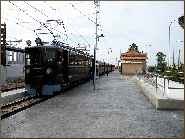 Tren de Sóller (Der "Rote Blitz")