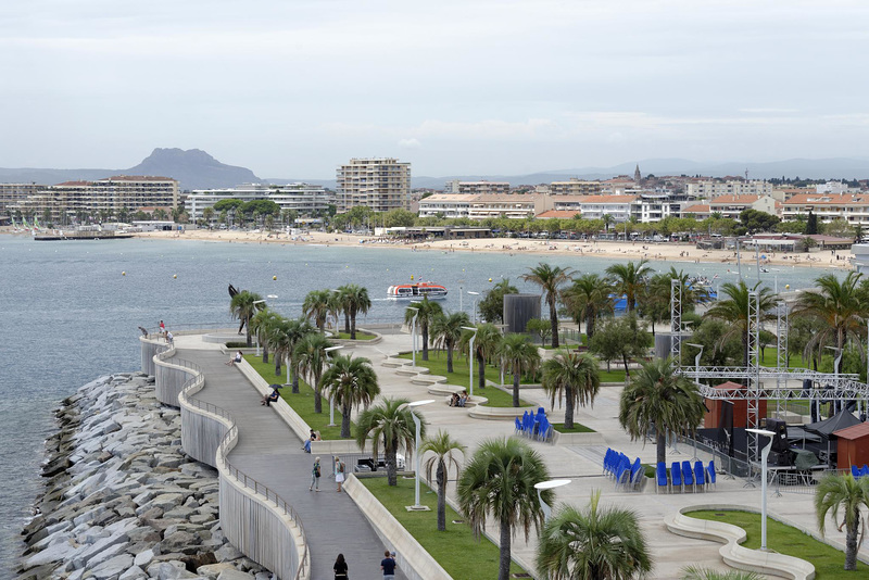 SAINT-RAPHAEL: Image prise depuis la grande roue.23