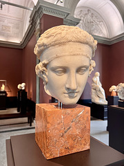 Dresden 2025 – Skulpturensammlung – Apollo Diadumenos Dresden 2025 – Skulpturensammlung – Apollo Diadumenos