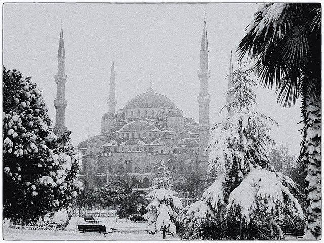Snow over Instanbul