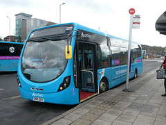 Arriva 4277 (GN14 DXV) at Luton - 14 Apr 2023 (P1140994)