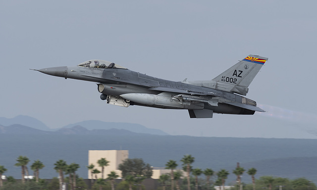 General Dynamics F-16C Fighting Falcon 89-2002