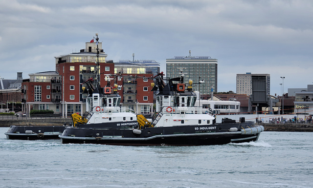 Serco Tug Duo - 9 September 2020