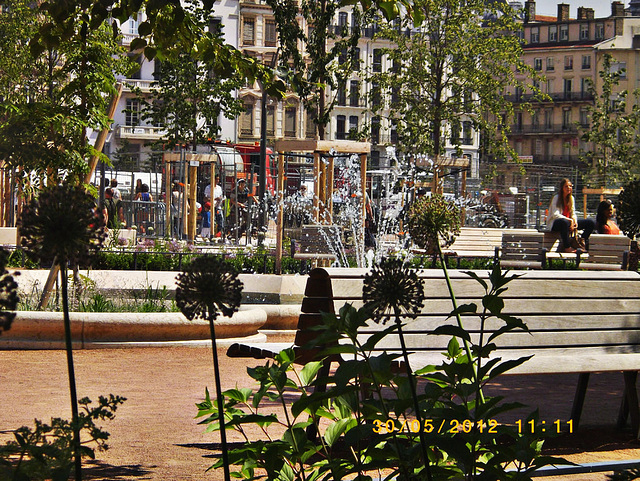 Place Bellecour a Lyon.. HBM.