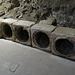 Sous-sols du palais de Dioclétien : éléments de canalisation.