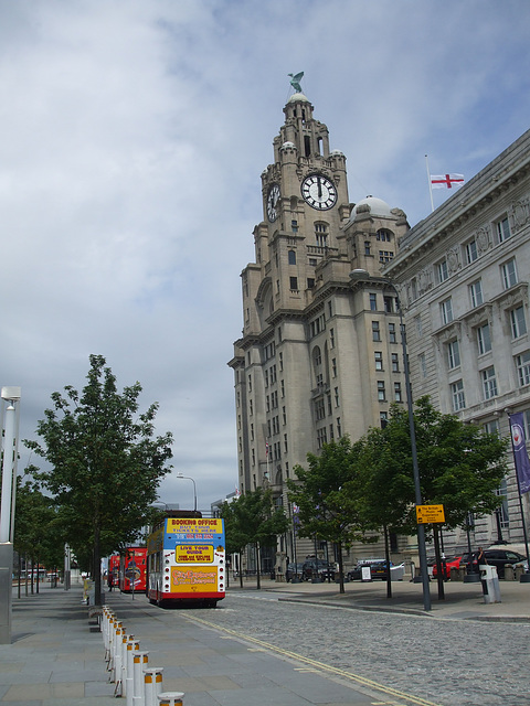 DSCF7922 Sightseeing buses in Liverpool - 16 Jun 2017