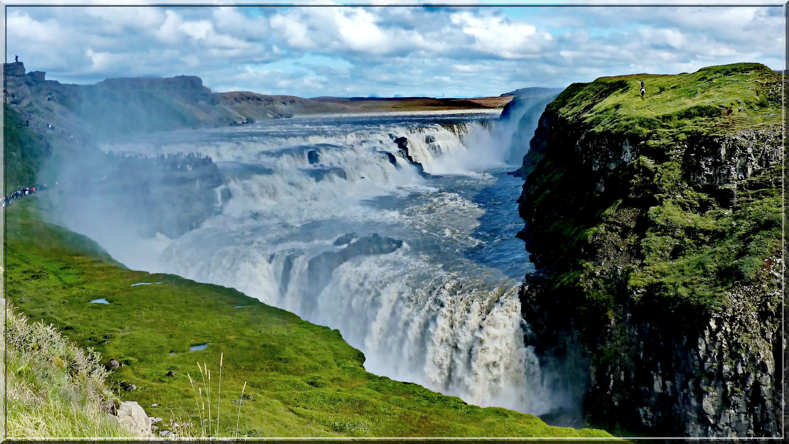 REYKJAVIK: Gulfoss waterfall - l'eau vive -