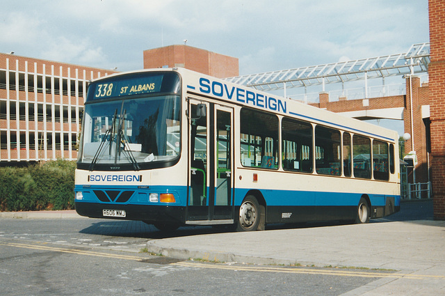 Sovereign 606 (R606 WMJ) in Welwyn Garden City - 22 Aug 1998 Sovereign 606 (R606 WMJ) in Welwyn Garden City - 22 Aug 1998
