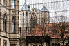 Dom, Burg und Rathaus im Netz?