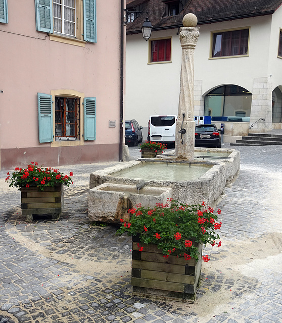 Dorfbrunnen in Saint-Ursanne